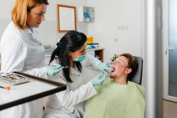 Best Emergency Root Canal Treatment in Inglenook, CT